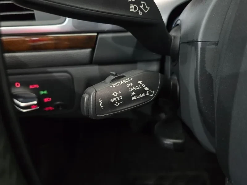 Audi A6 3.0 TDI Quattro, снимка 17 - Автомобили и джипове - 54560666