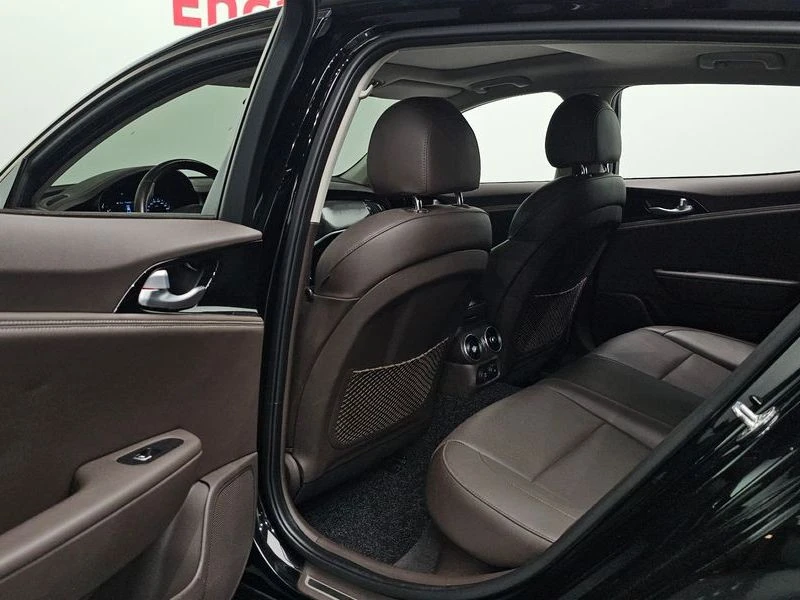 Kia Stinger 2.0 Automatic, снимка 16 - Автомобили и джипове - 55587210