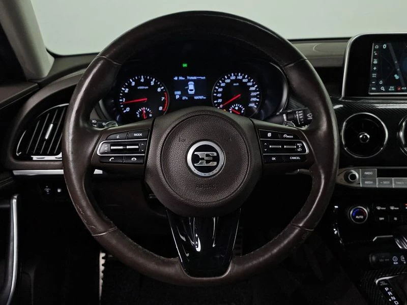 Kia Stinger 2.0 Automatic, снимка 8 - Автомобили и джипове - 55587210