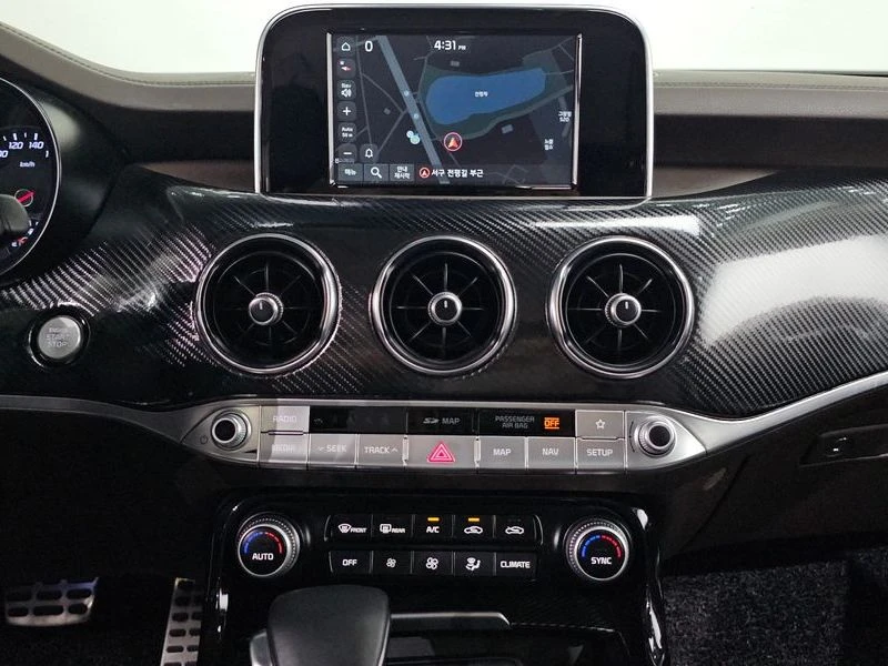 Kia Stinger 2.0 Automatic, снимка 13 - Автомобили и джипове - 55587210
