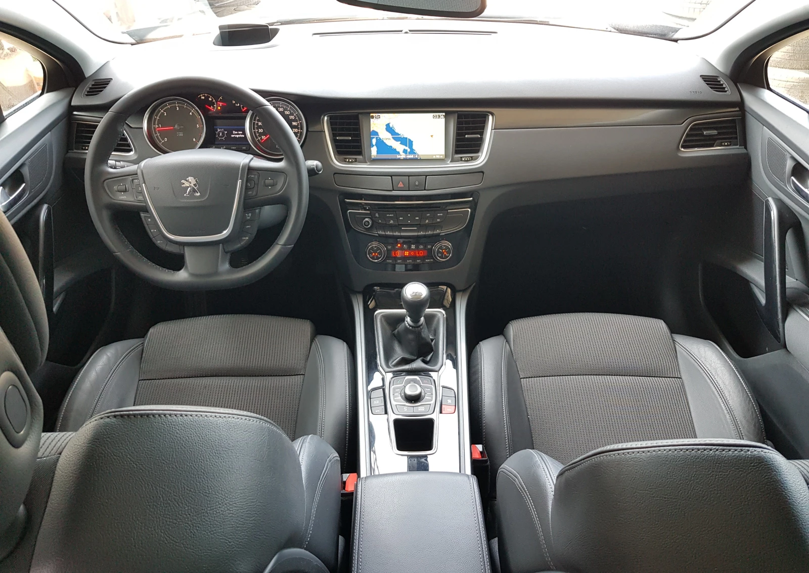 Peugeot 508 SW ALLURE 2.0 HDI - 140 к.с. ЛИЗИНГ - изображение 10