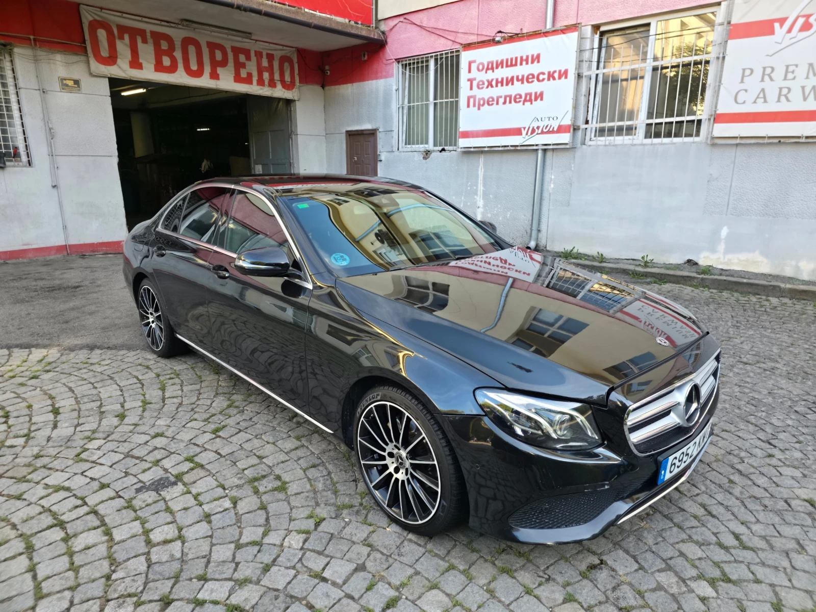 Mercedes-Benz E 220 AMG-Line СПЕШНО! | Mobile.bg — изображение 1