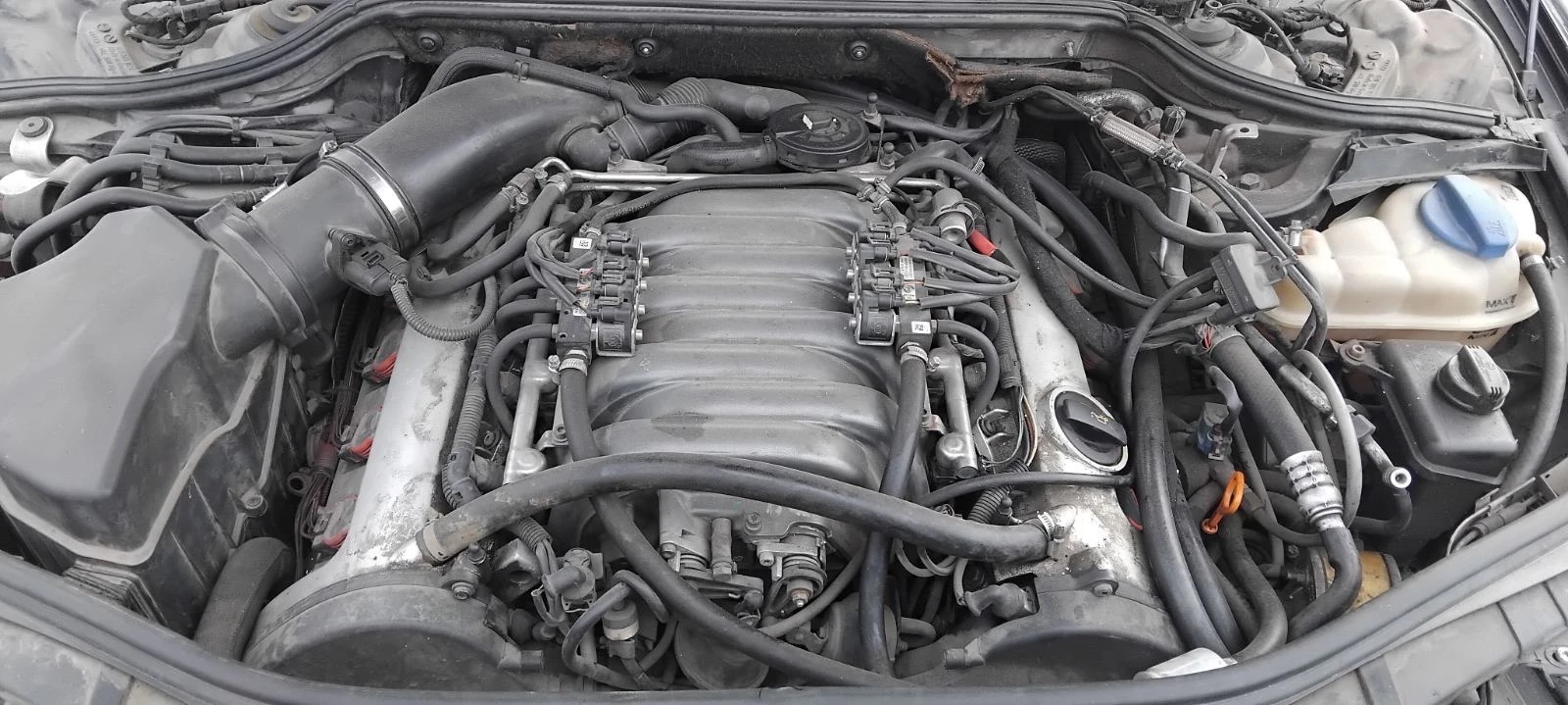 Audi A8 4.2i 335hp-на части - изображение 8