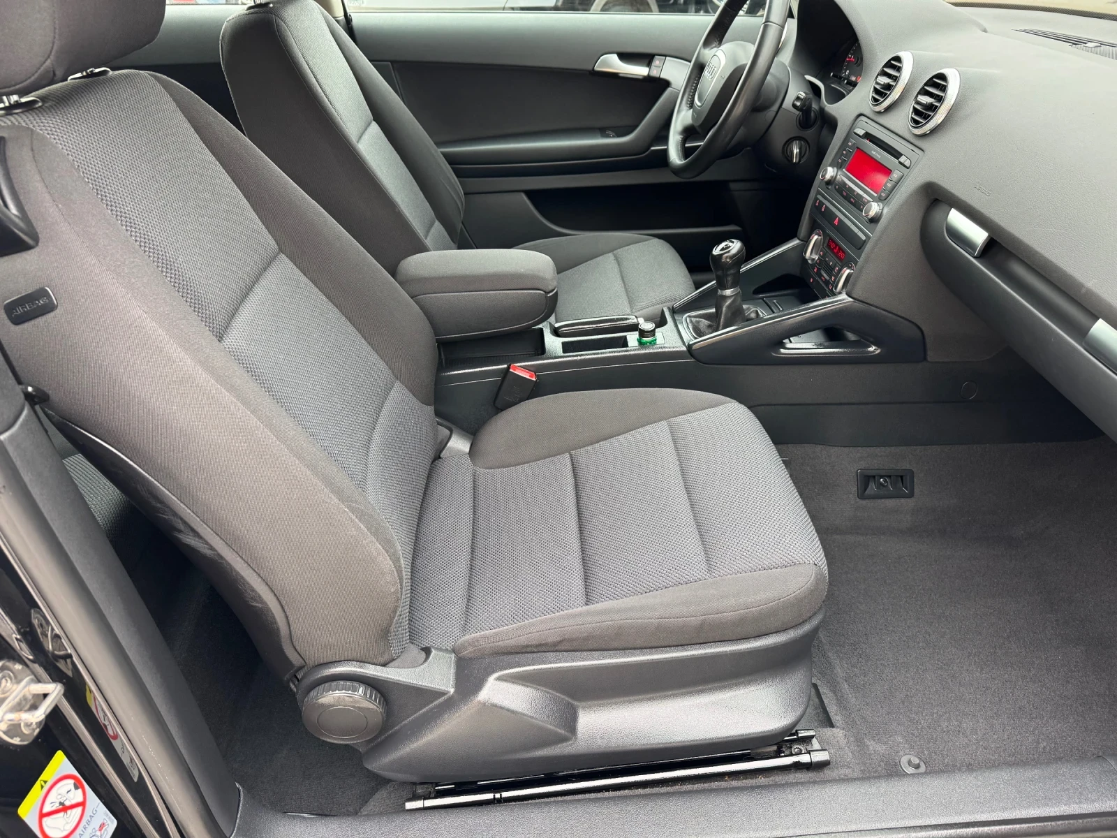 Audi A3 1, 6 TDi* 2012�* EURO5* FACELIFT | Mobile.bg � ����������� 13