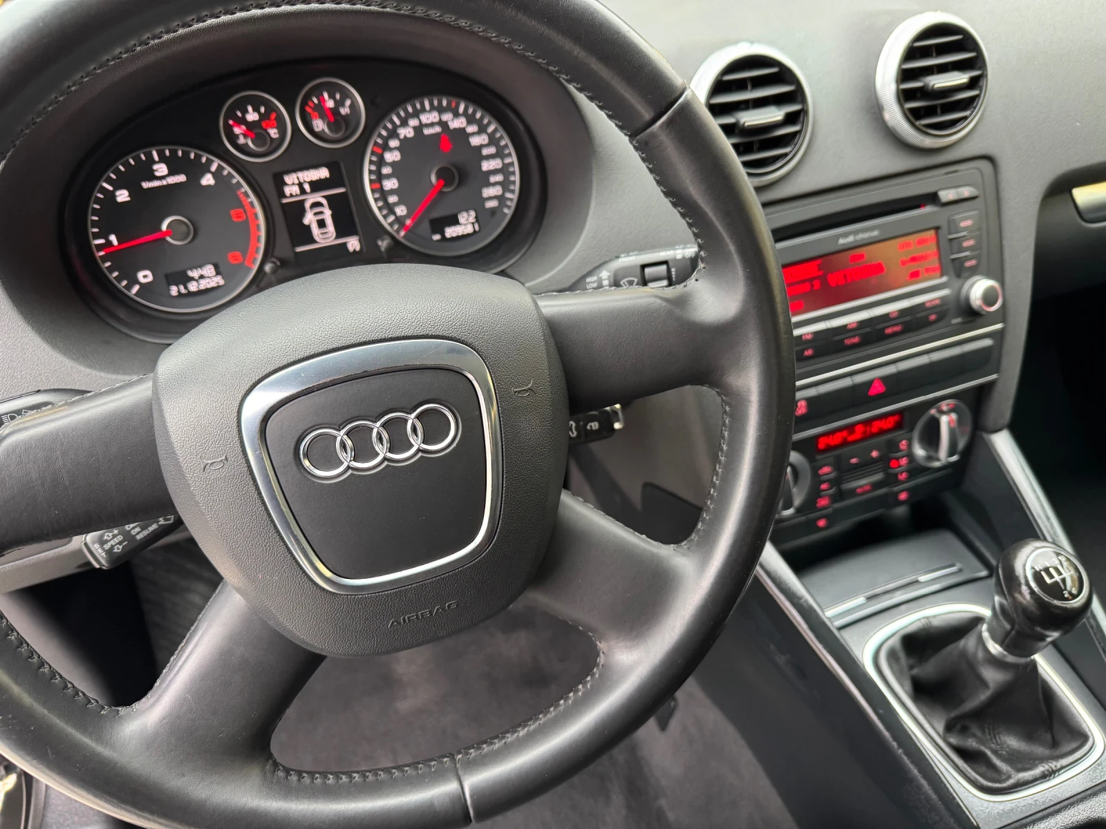 Audi A3 1, 6 TDi* 2012�* EURO5* FACELIFT | Mobile.bg � ����������� 10