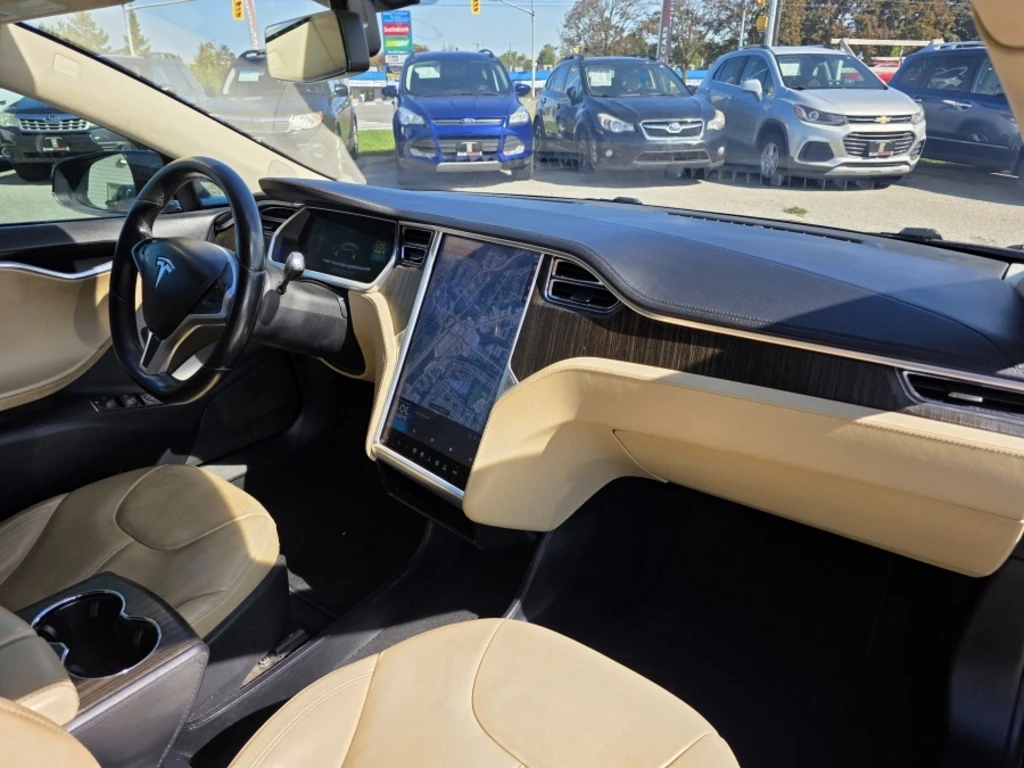Tesla Model S Keyless* Bluetooth* ������* �������* CARFAX | Mobile.bg � ����������� 11