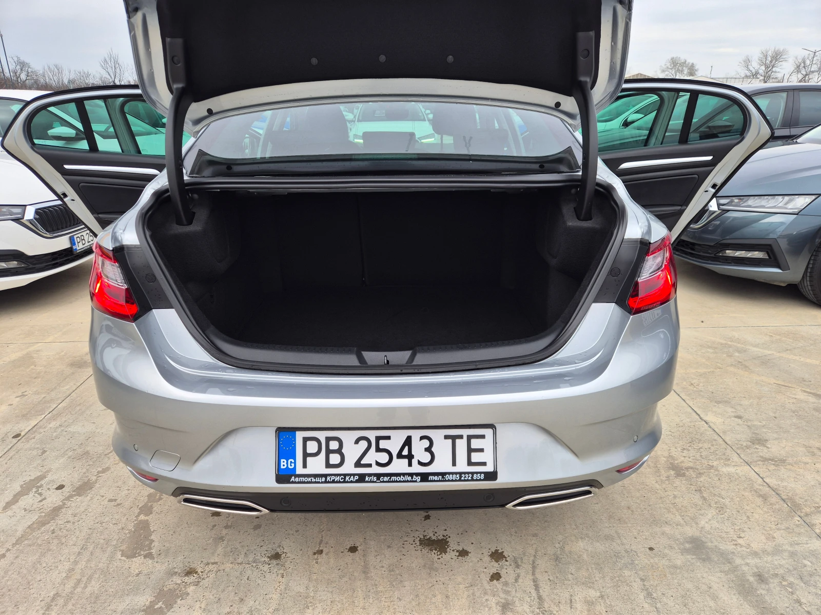 Renault Megane SEDAN INTENS �/� 1.5 DCI 115 �� | Mobile.bg � ����������� 11