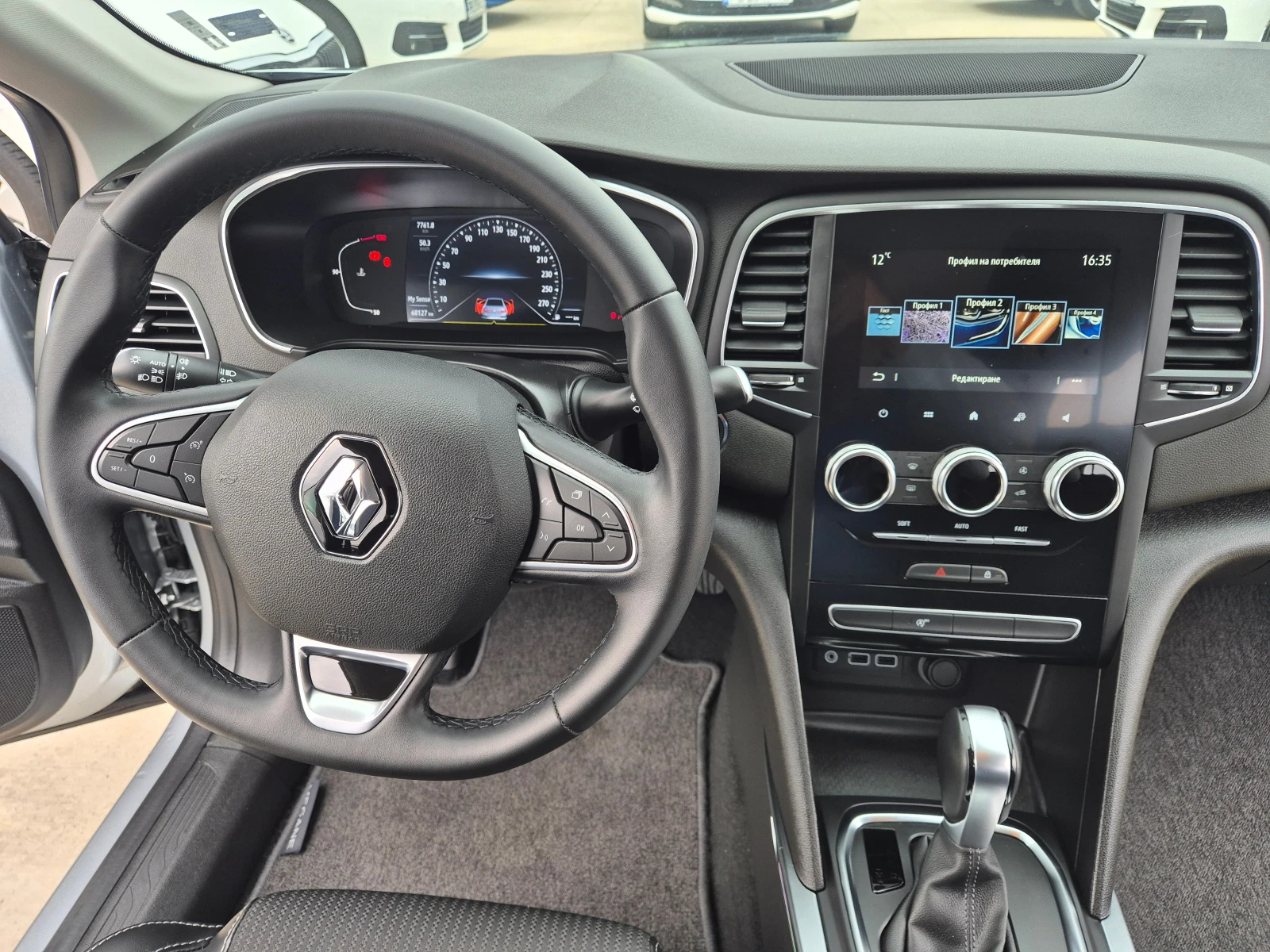 Renault Megane SEDAN INTENS �/� 1.5 DCI 115 �� | Mobile.bg � ����������� 14