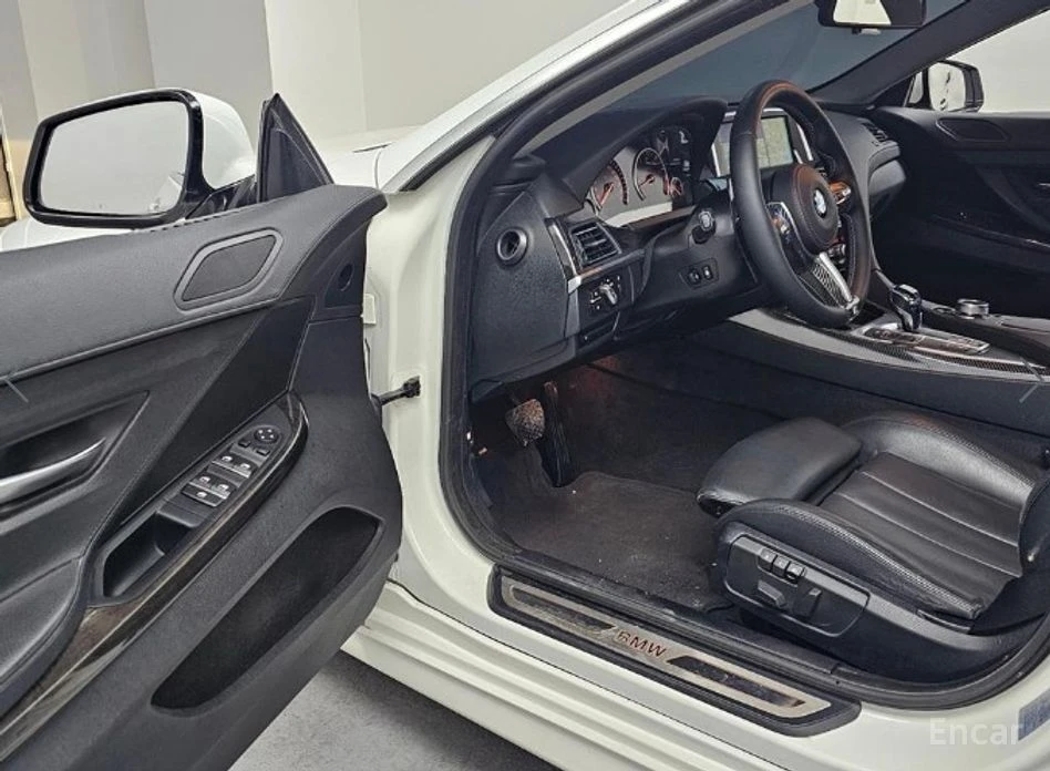 BMW 640 i Gran Coupe* M Pack* HEAD-UP* 360 CAM* MEMORY* , снимка 6 - Автомобили и джипове - 53902677