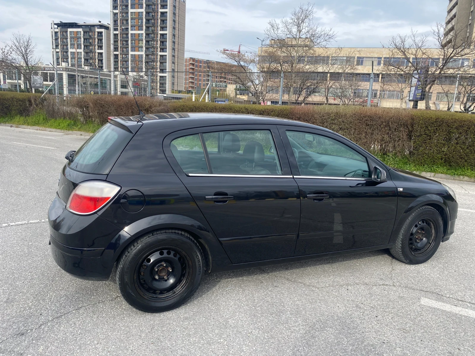 Opel Astra, снимка 11 - Автомобили и джипове - 53955915