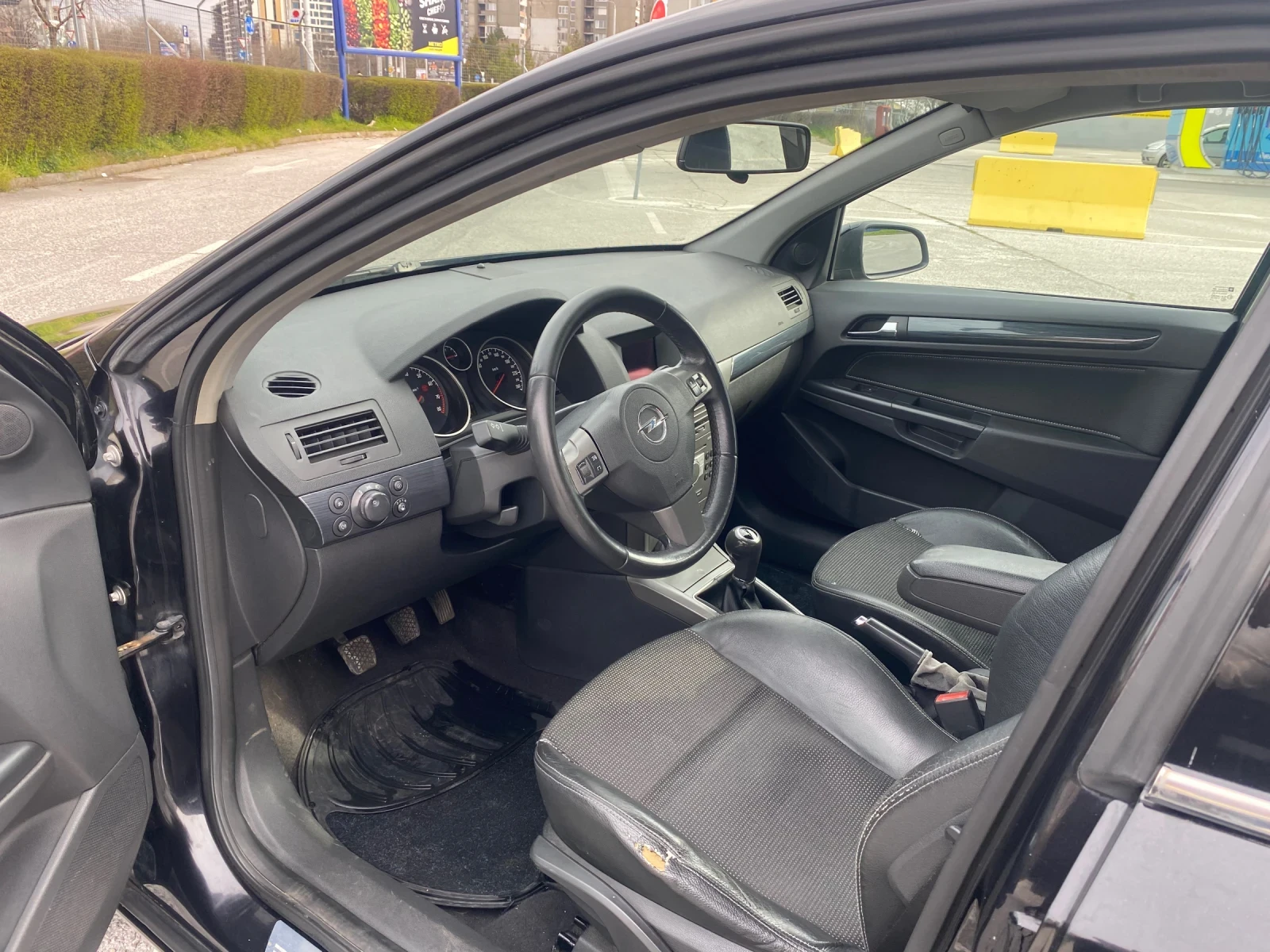 Opel Astra, снимка 4 - Автомобили и джипове - 53955915