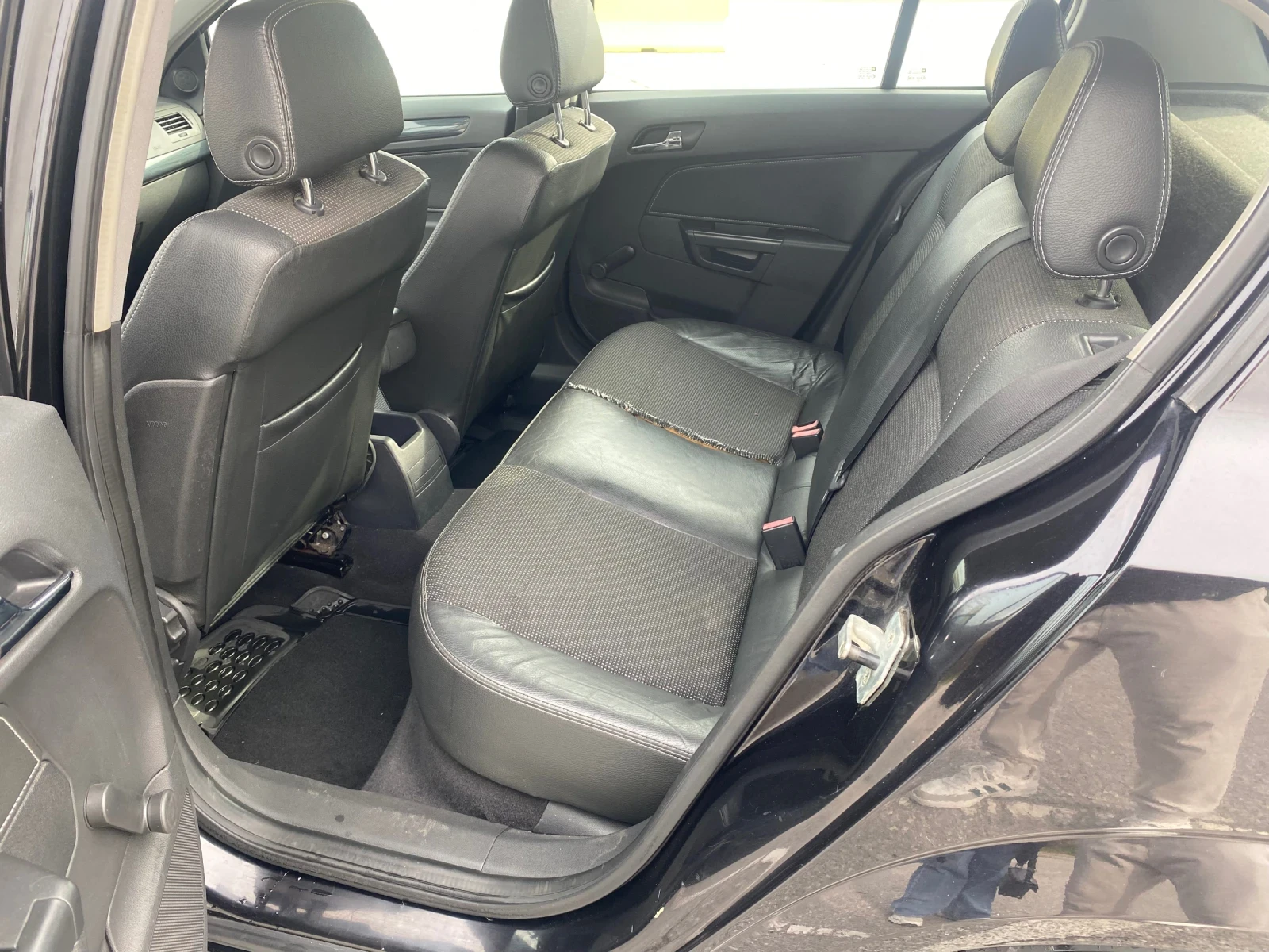 Opel Astra, снимка 3 - Автомобили и джипове - 53955915