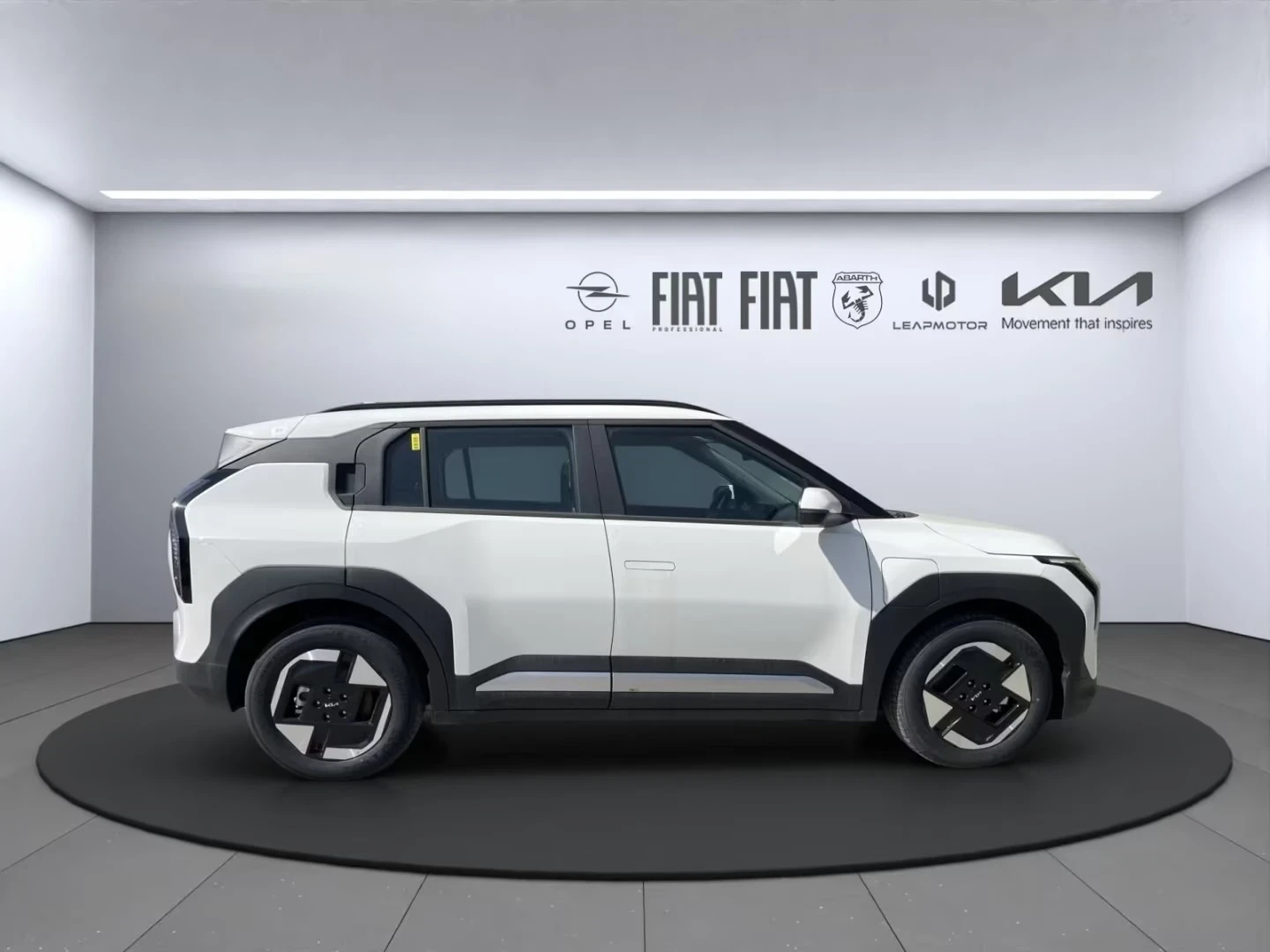 Kia EV3 AIR 81.4kwh Keyless / NAVI / LED / CAMERA / PDC, снимка 3 - Автомобили и джипове - 54071129