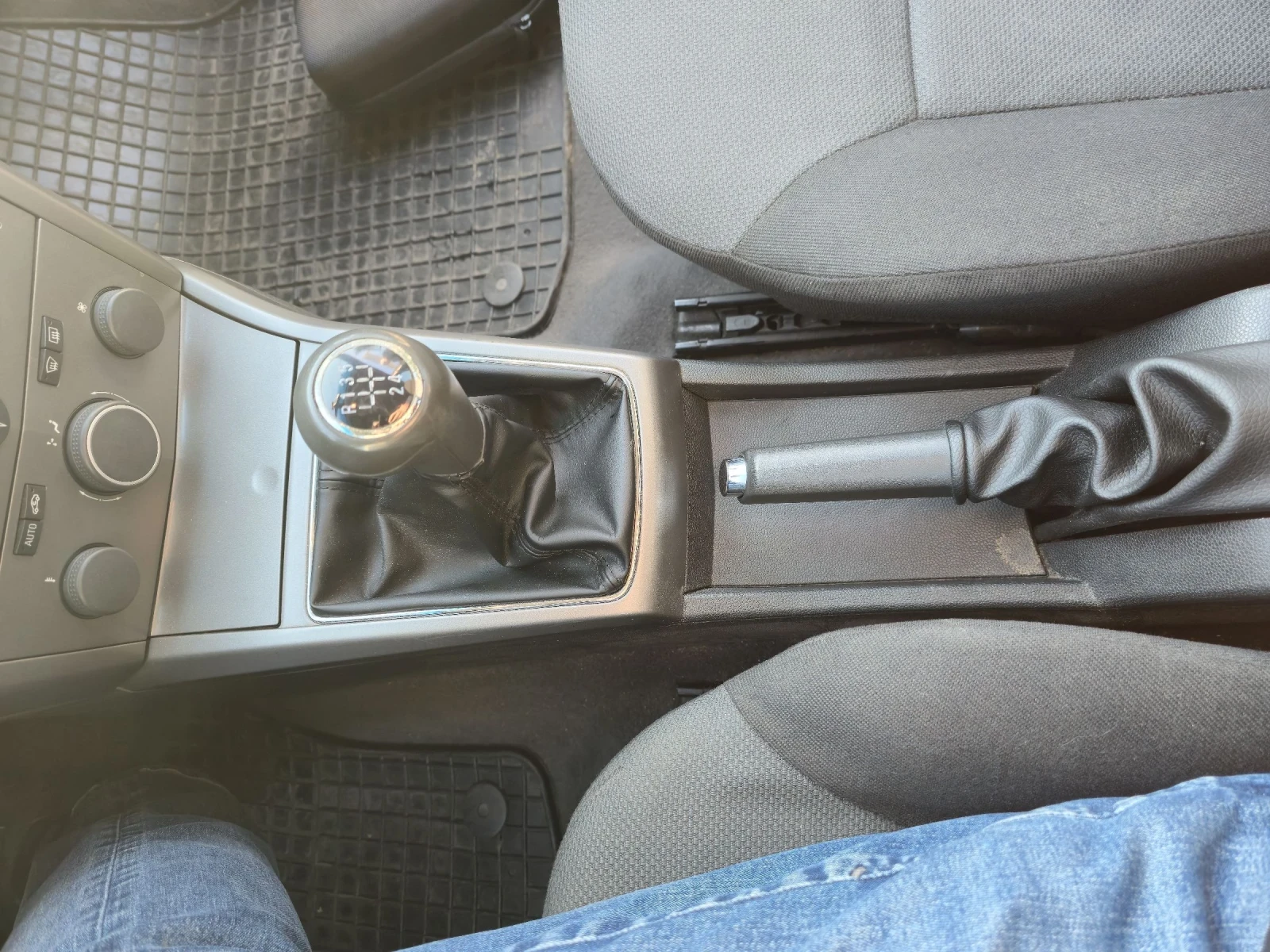 Opel Astra 1.6 105, снимка 13 - Автомобили и джипове - 54133936