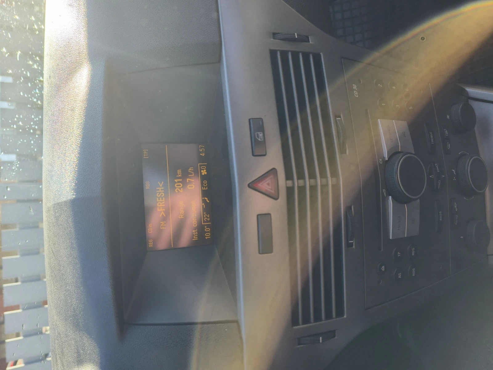 Opel Astra 1.6 105, снимка 12 - Автомобили и джипове - 54133936