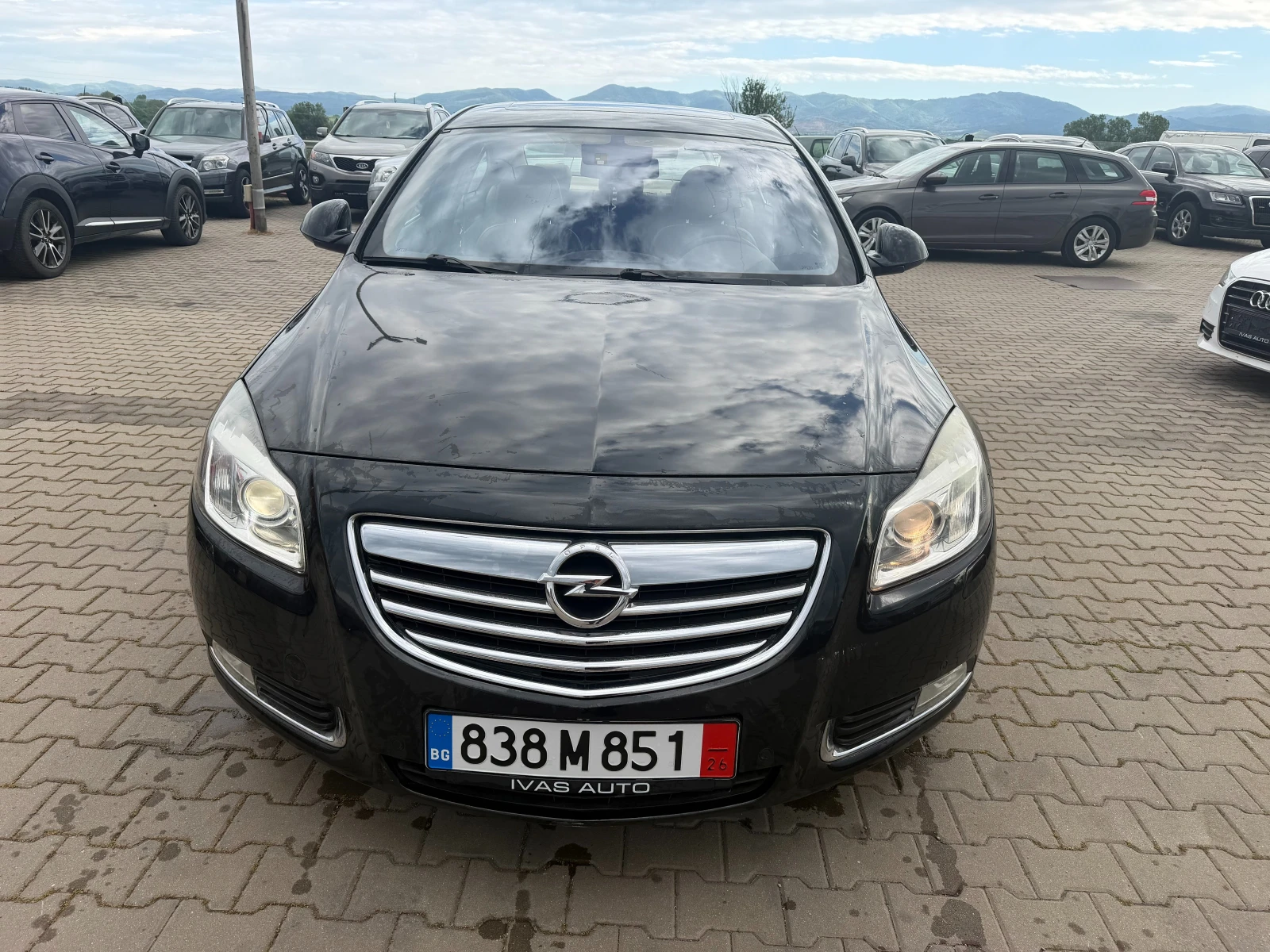 Opel Insignia 2.0CRDI AVTOMAT/KOJA/NAVI EURO 5, снимка 3 - Автомобили и джипове - 54629596