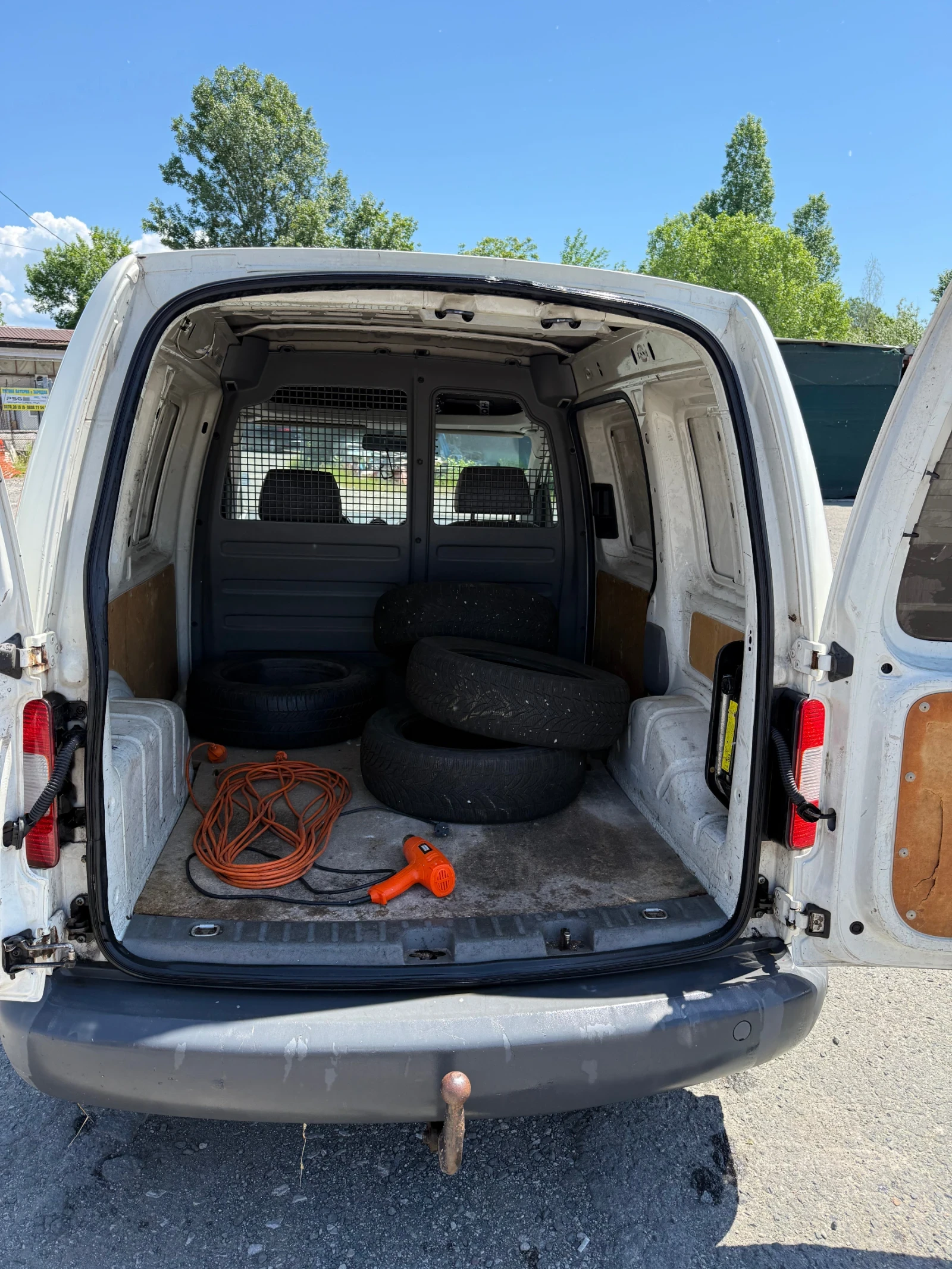 VW Caddy, снимка 9 - Автомобили и джипове - 54695061
