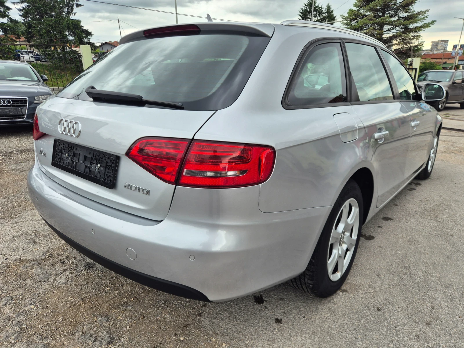 Audi A4 2.0TDI* 143KC* NAVI, снимка 4 - Автомобили и джипове - 54780880