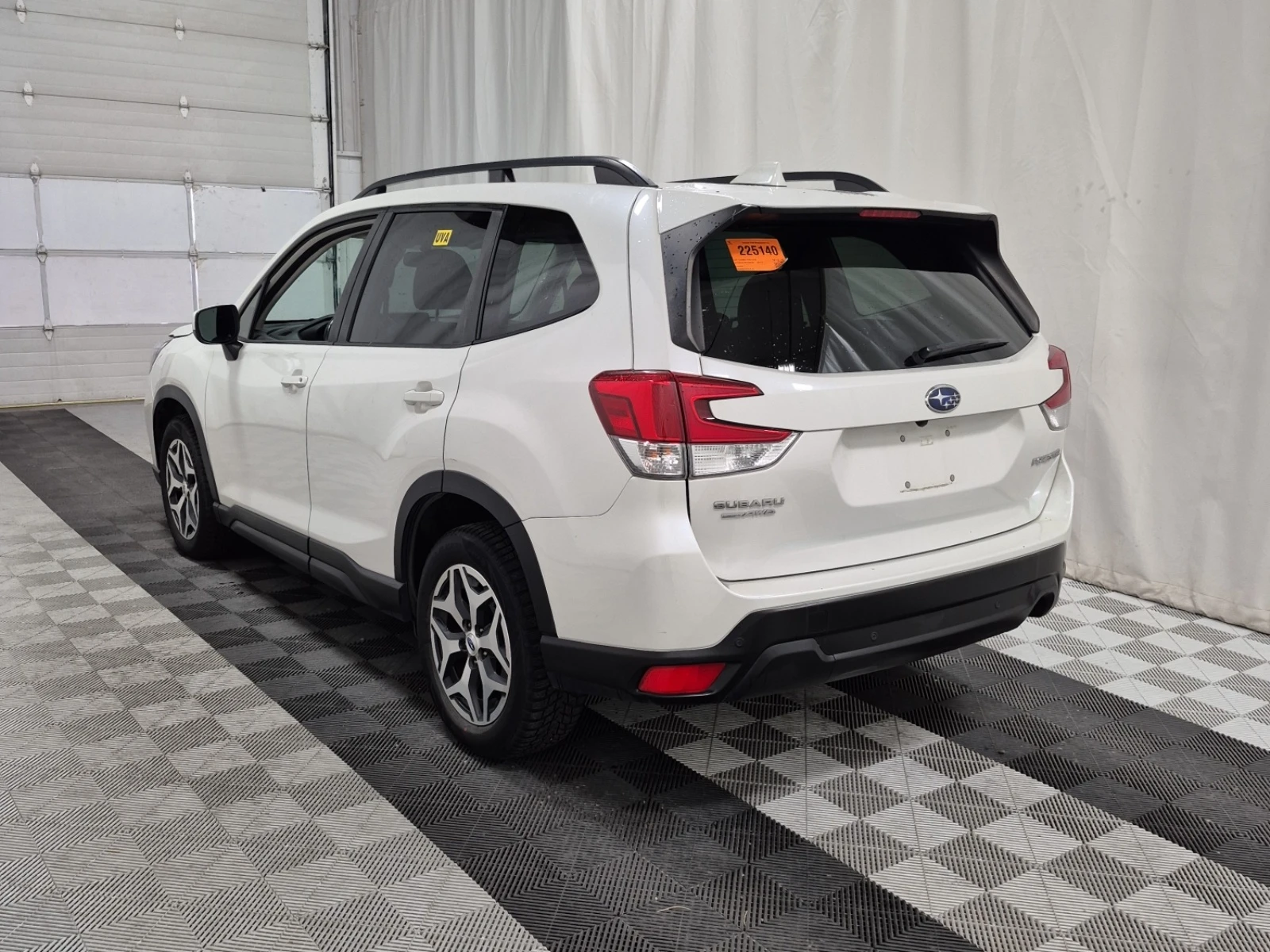 Subaru Forester TOURING * * CARFAX * * АВТО КРЕДИТ * * , снимка 4 - Автомобили и джипове - 54919956
