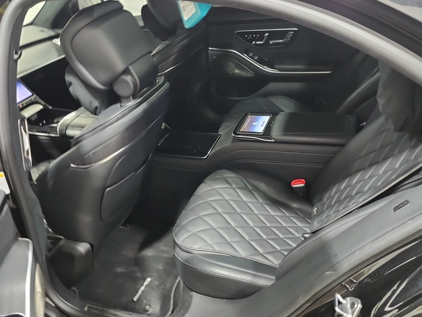Mercedes-Benz S 580 4MATIC/BURMESTER/PANO/DISTRONIC/ОБДУХВАНЕ/360, снимка 11 - Автомобили и джипове - 54977042
