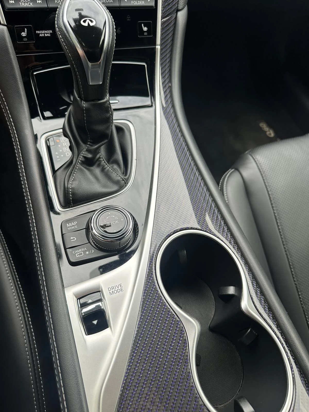 Infiniti Q60 RED SPORT, снимка 14 - Автомобили и джипове - 55227725