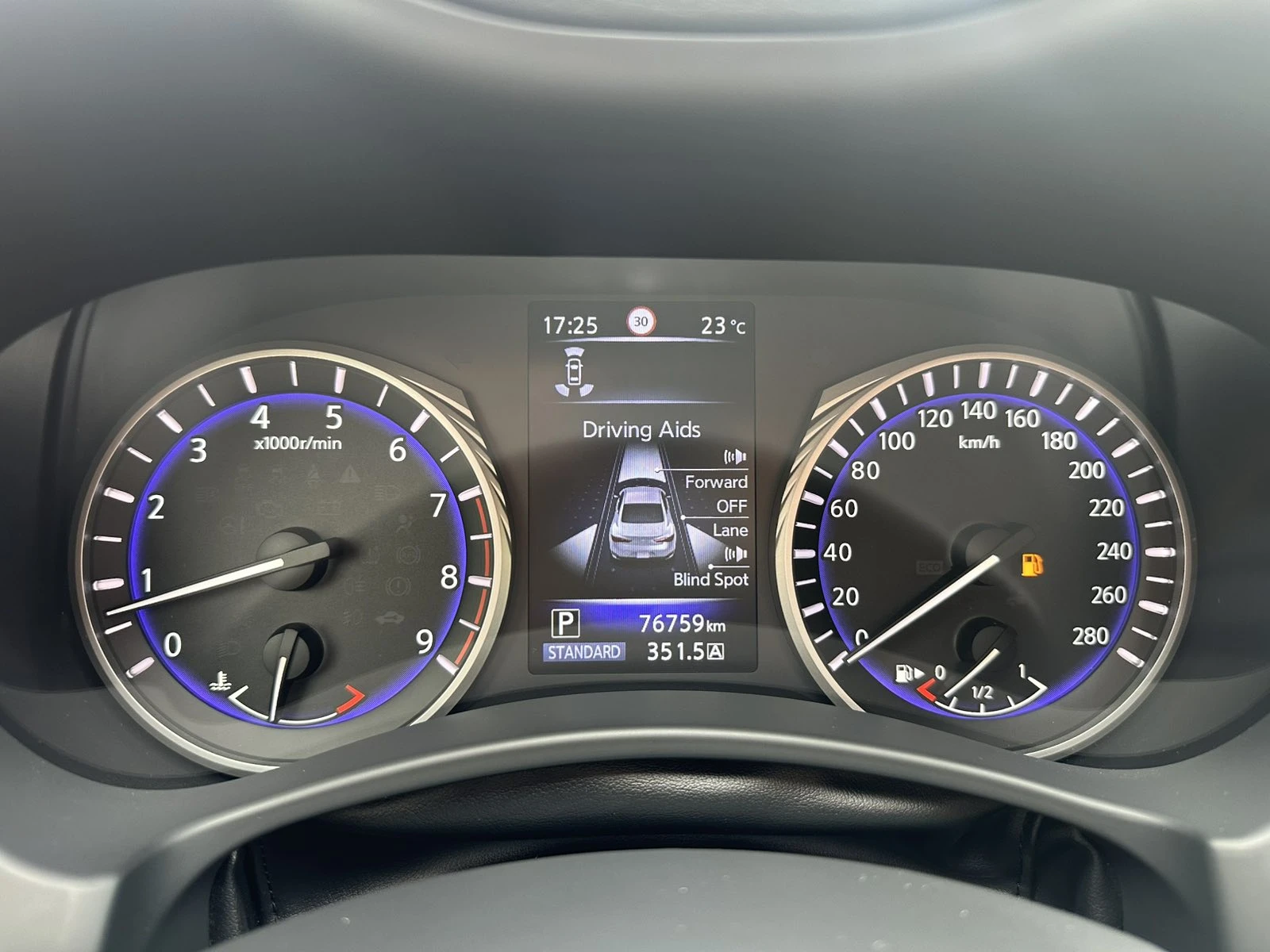 Infiniti Q60 RED SPORT, снимка 13 - Автомобили и джипове - 55227725