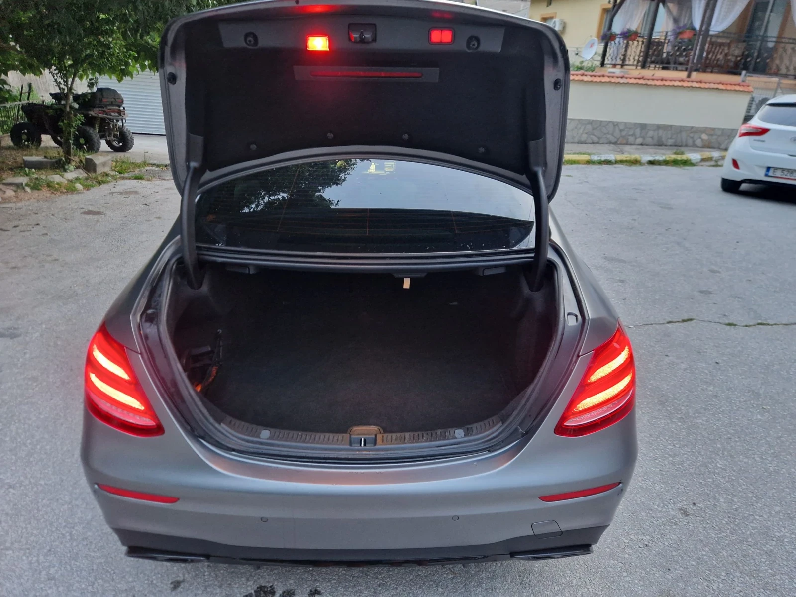 Mercedes-Benz E 350 AMG-DESIGNO-������-����� | Mobile.bg � ����������� 15