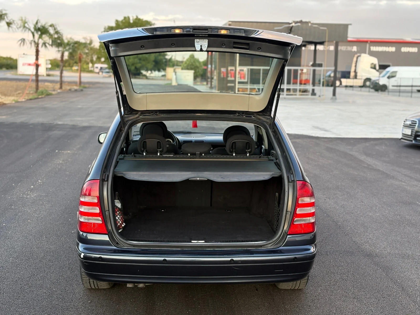 Mercedes-Benz C 200 Facelift 646 Android Camera, снимка 9 - Автомобили и джипове - 55396799