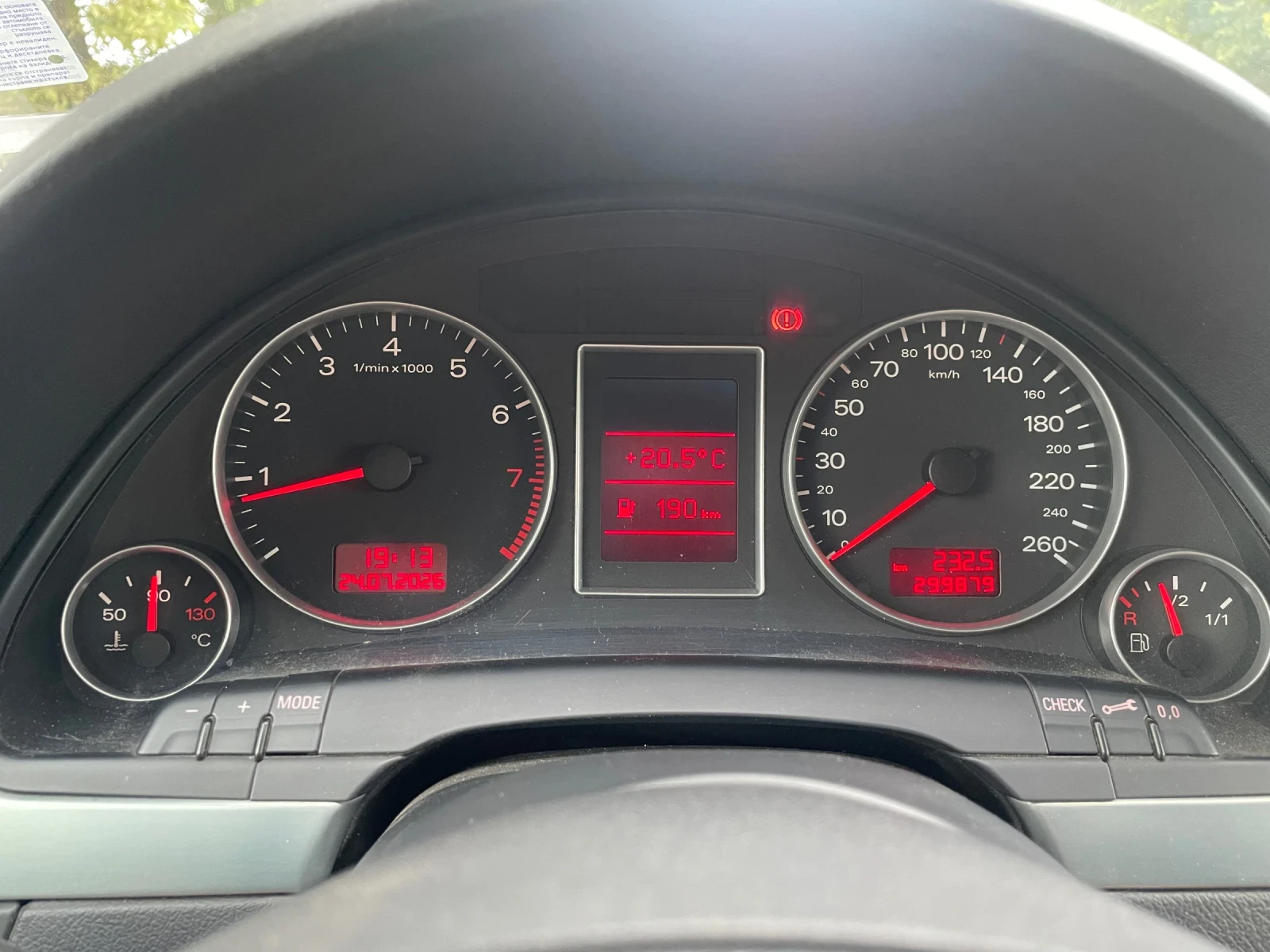 Audi A4, снимка 8 - Автомобили и джипове - 55408225