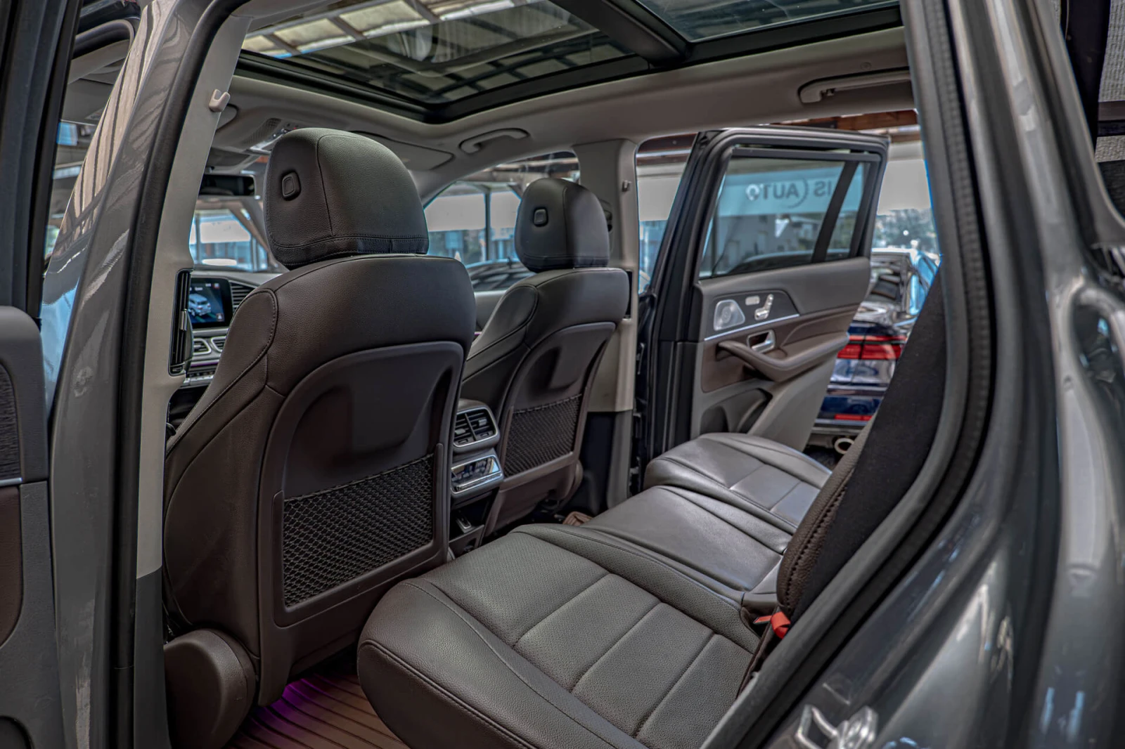 Mercedes-Benz GLS 450 AMG Line/Burmester/Панорама/Обдухване/HuD/6+ 1/Кам, снимка 9 - Автомобили и джипове - 56175590