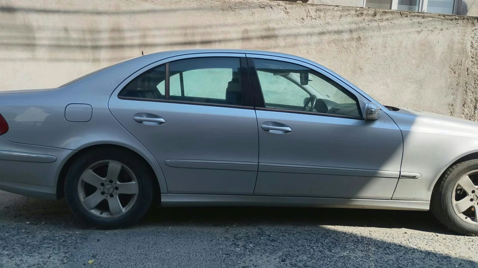 Mercedes-Benz E 280 2.8