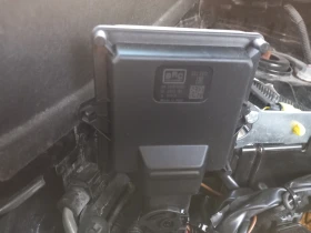 Mitsubishi Outlander 2.4SE 4X4 LPG КОЖА С АЛКАНТАРА 7МЕСТА - 20450 € / 39996.72 лв. - 72007905 6