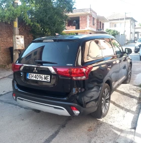Mitsubishi Outlander 2.4SE 4X4 LPG КОЖА С АЛКАНТАРА 7МЕСТА - 20450 € / 39996.72 лв. - 72007905 4