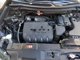 Mitsubishi Outlander 2.4SE 4X4 LPG КОЖА С АЛКАНТАРА 7МЕСТА - 20450 € / 39996.72 лв. - 72007905 8
