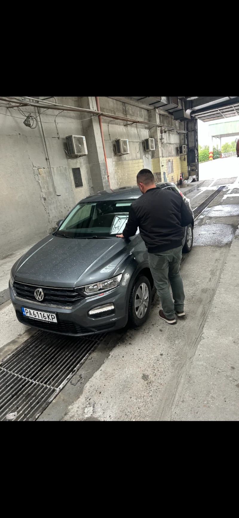 VW T-Roc, снимка 8 - Автомобили и джипове - 47698239