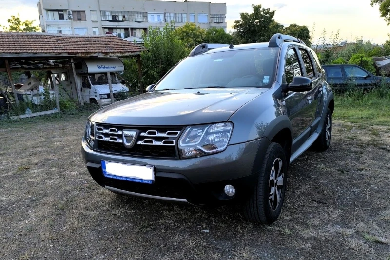 Dacia Duster, снимка 8 - Автомобили и джипове - 47831519