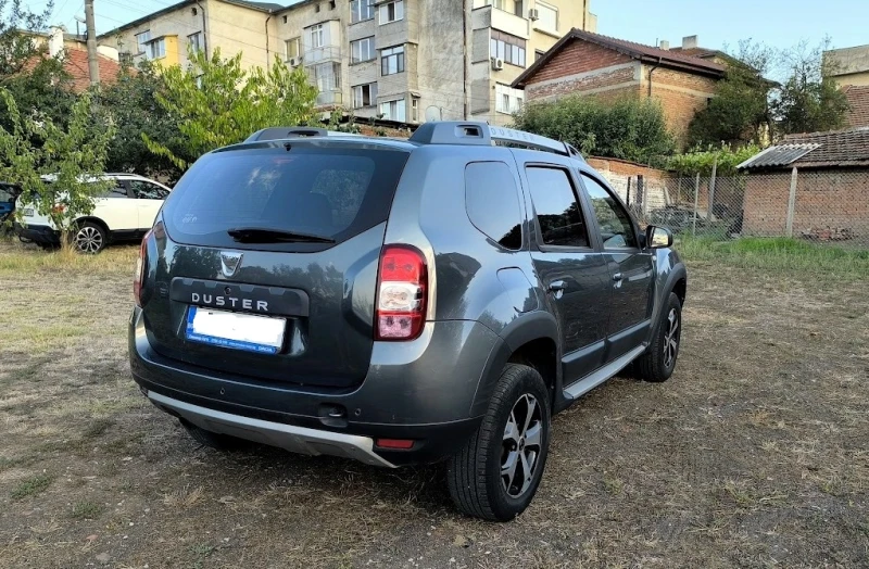 Dacia Duster, снимка 4 - Автомобили и джипове - 47831519