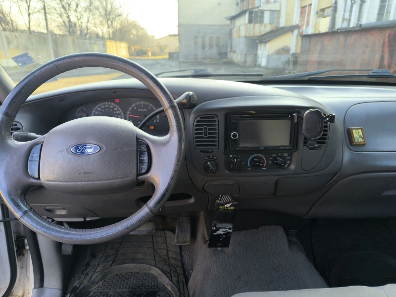 Ford F150 Super crew, снимка 11 - Автомобили и джипове - 48839561