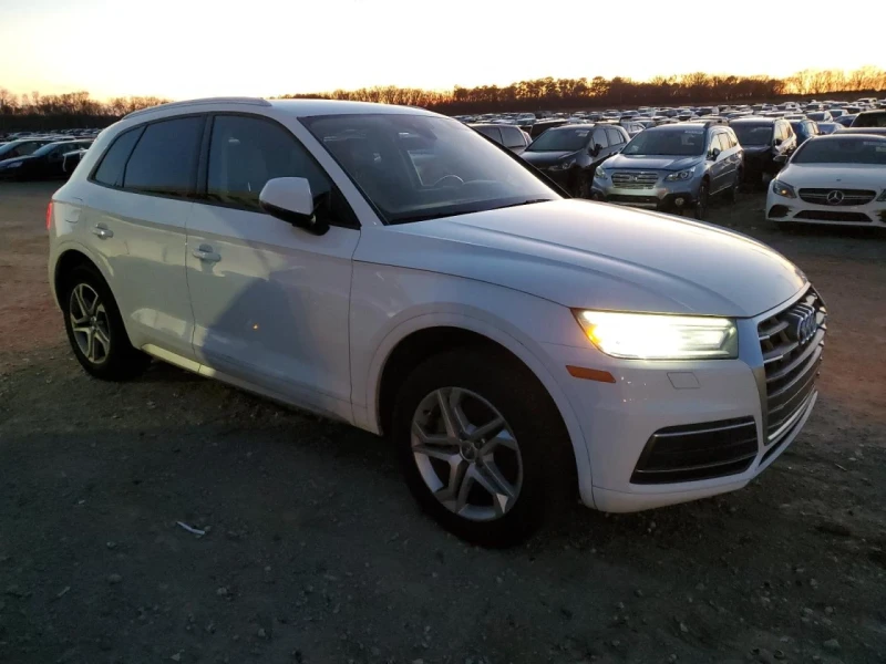 Audi Q5, снимка 4 - Автомобили и джипове - 49304755