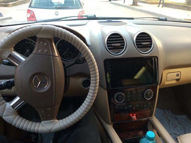 Mercedes-Benz ML 350 Ml350, снимка 11 - Автомобили и джипове - 49337938