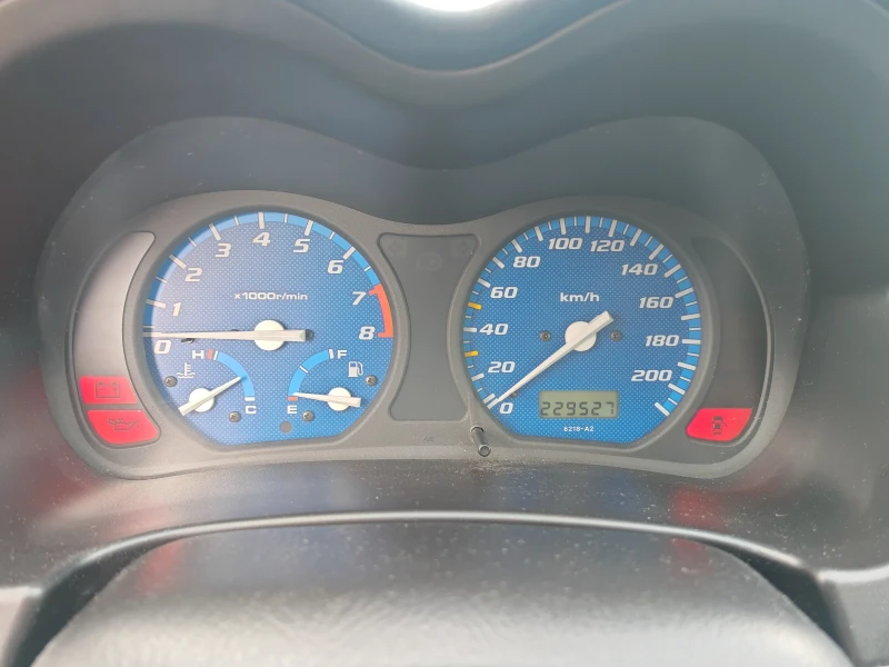 Honda Hr-v, снимка 8 - Автомобили и джипове - 49516093