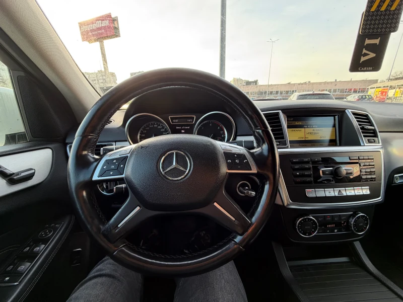 Mercedes-Benz ML 350 БАРТЕР* Sport* Кожа* LED* AMG* , снимка 11 - Автомобили и джипове - 50863252