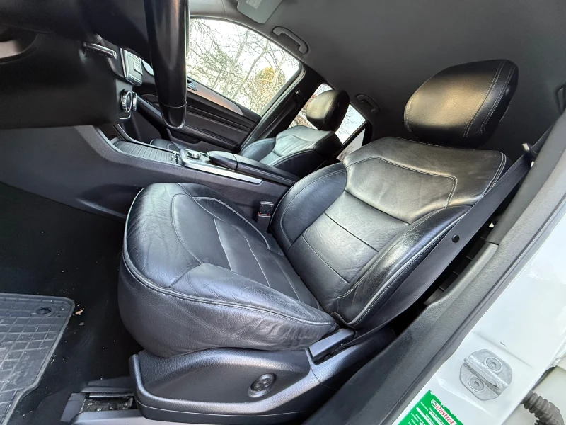 Mercedes-Benz ML 350 Sport* Кожа* LED* AMG* , снимка 9 - Автомобили и джипове - 50863252