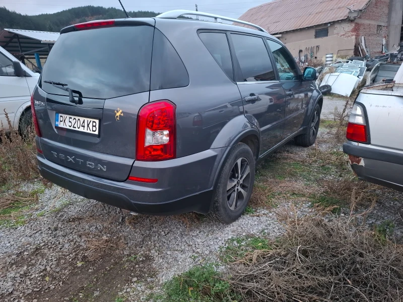 SsangYong Rexton 2.0 E-XDI FACE-LIFT  49000km !!!, снимка 4 - Автомобили и джипове - 52620700