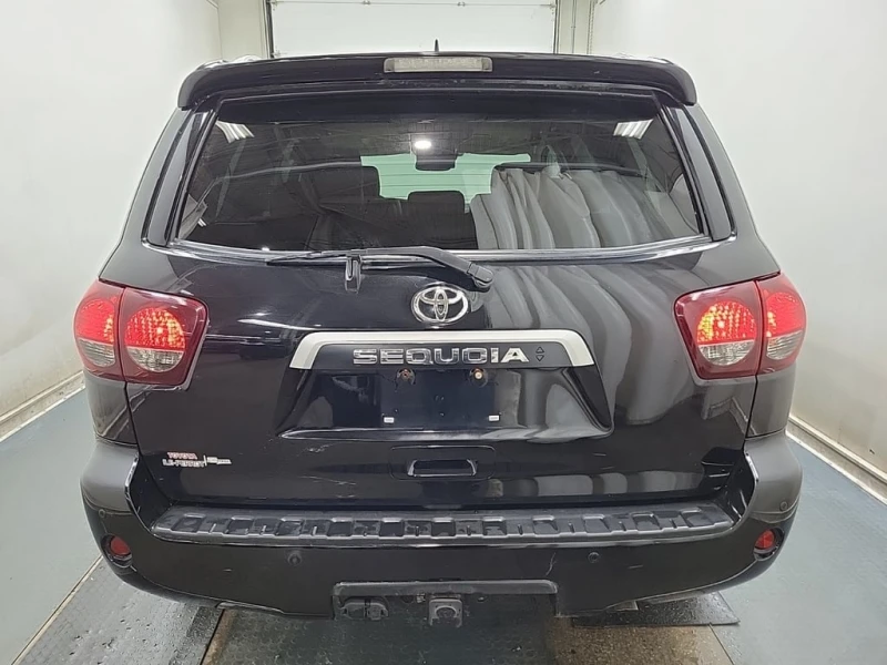 Toyota Sequoia * PLATINUM * CARFAX * БЕЗ ПЪРВОНАЧАЛНА ВНОСКА, снимка 6 - Автомобили и джипове - 52701714