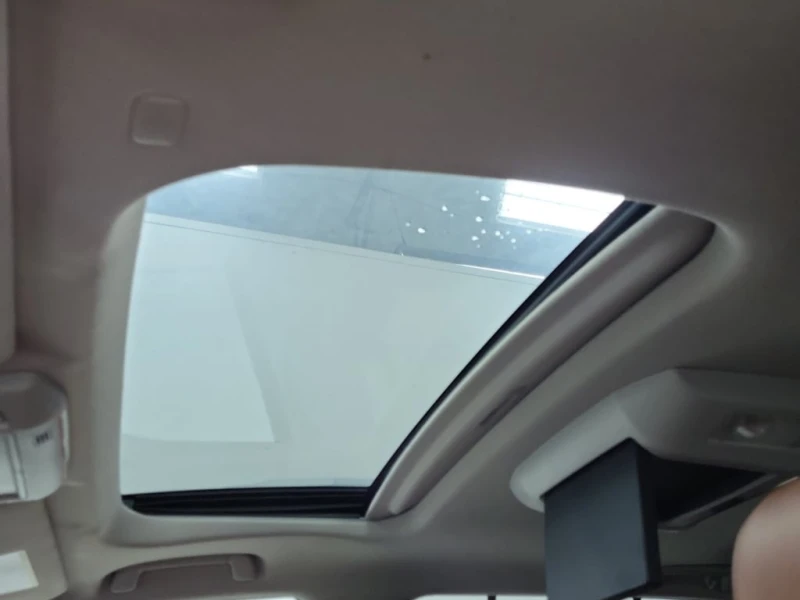 Toyota Sequoia * PLATINUM * CARFAX * БЕЗ ПЪРВОНАЧАЛНА ВНОСКА, снимка 13 - Автомобили и джипове - 52701714