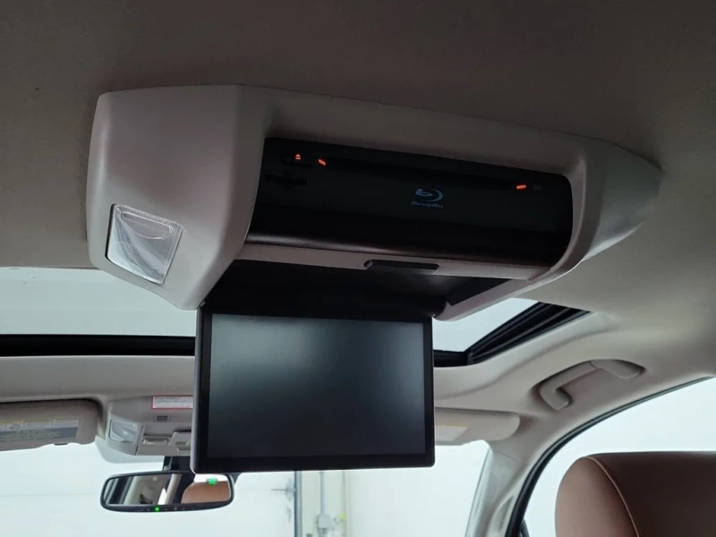 Toyota Sequoia * PLATINUM * CARFAX * БЕЗ ПЪРВОНАЧАЛНА ВНОСКА, снимка 14 - Автомобили и джипове - 52701714