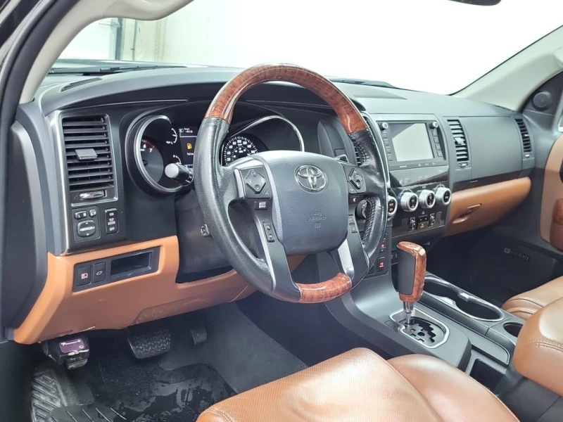 Toyota Sequoia * PLATINUM * CARFAX * БЕЗ ПЪРВОНАЧАЛНА ВНОСКА, снимка 9 - Автомобили и джипове - 52701714