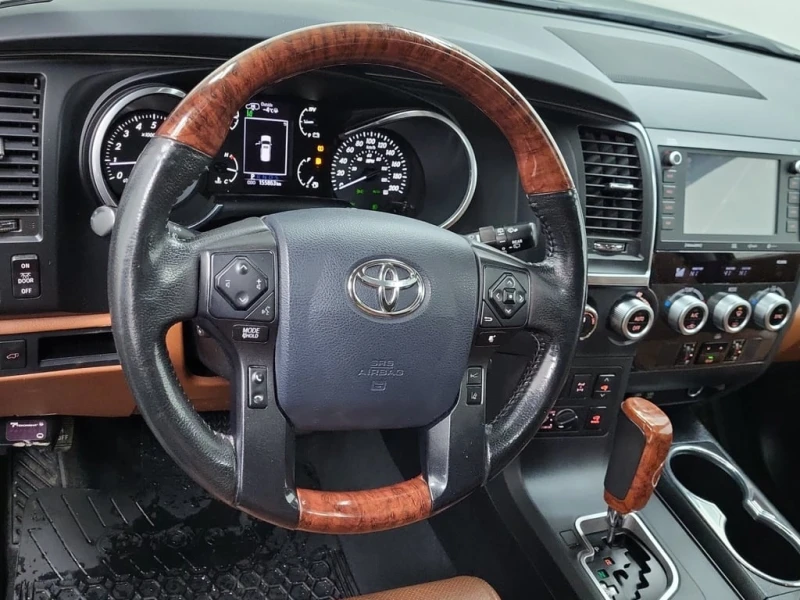 Toyota Sequoia * PLATINUM * CARFAX * БЕЗ ПЪРВОНАЧАЛНА ВНОСКА, снимка 11 - Автомобили и джипове - 52701714