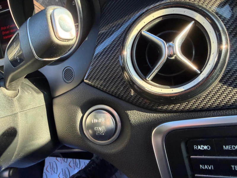 Mercedes-Benz GLA AMG* EDITION* PANORAMA* KEYLESS GO* , снимка 15 - Автомобили и джипове - 53098966